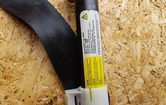 Seat Alhambra (Mk1) Front seatbelt 7M3857705 1M21611B09