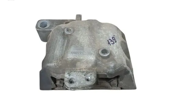 Skoda Octavia Mk1 (1U) Engine mount bracket 1J0199262BF