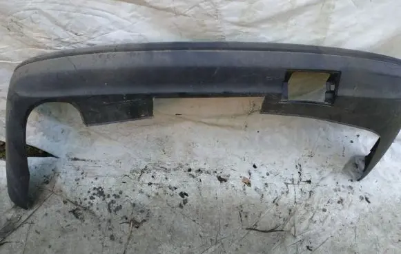 Opel Omega B1 Front bumper lip pilkas