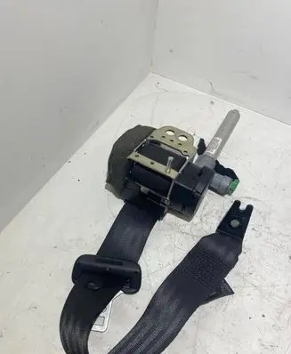 Volvo C30 Rear seatbelt 30642226