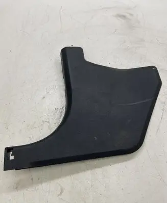Foot area side trim