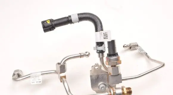 Porsche Cayenne (9Y0 9Y3) Fuel pressure sensor 059906054L