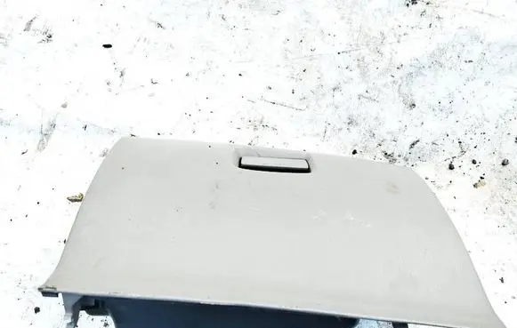 Nissan Micra Glove box