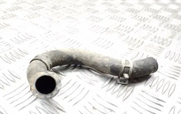Toyota Yaris Engine coolant pipe/hose