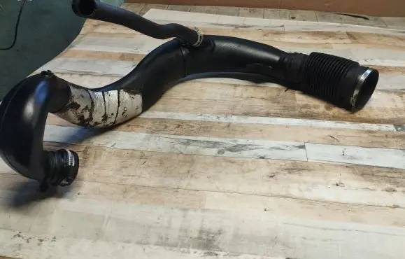 Peugeot 607 Air intake hose/pipe 9639667580