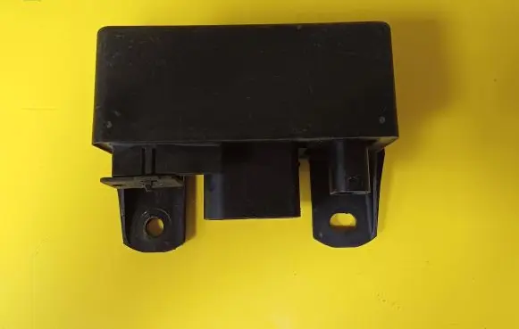 Mercedes-Benz Vaneo W414 Glow plug pre-heat relay
