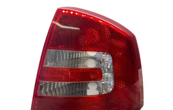 Skoda Octavia Mk2 (1Z) Rear/tail lights 1Z5945112A 1Z5945096 XP4S1K1340