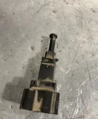 Volkswagen New Beetle Brake pedal sensor switch 1J0945511A 2931