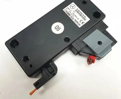 Mercedes-Benz CLK A209 C209 Phone control unit/module A2038202585