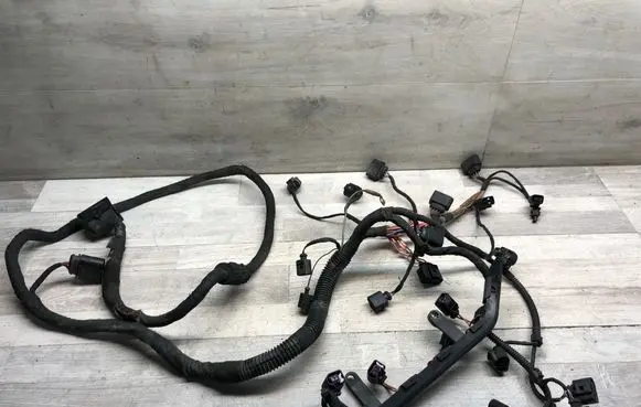 Engine installation wiring loom