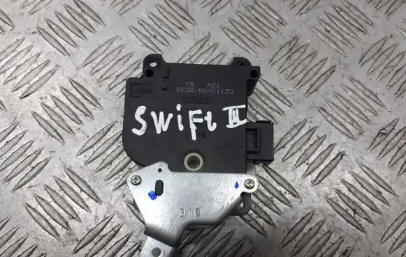 Suzuki Swift I Central body control module 113800-2530