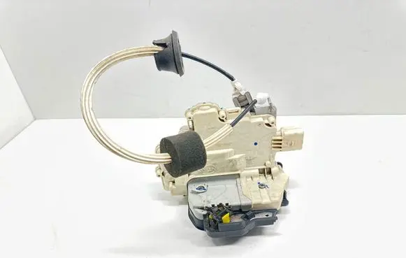 Audi A6 Allroad C6 Front door lock 4F1837015 4F1839016