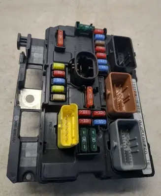 Citroen DS3 BSM Control unit 9667199780