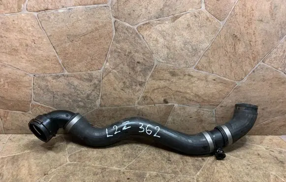 Mercedes-Benz SL R230 Engine coolant pipe/hose A2305010082