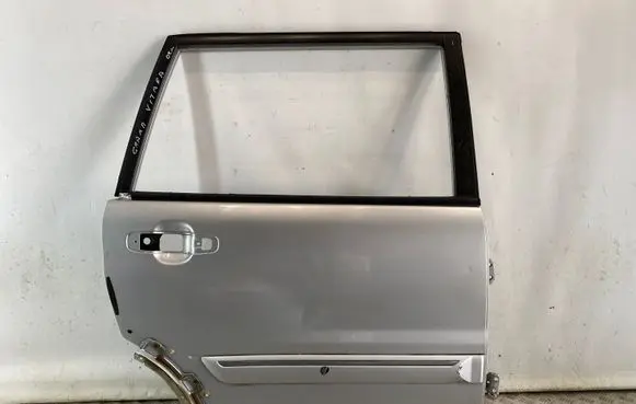 Suzuki Grand Vitara I Rear door