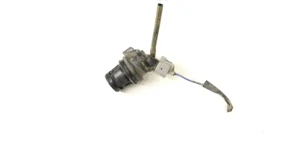 Toyota Land Cruiser (J120) Windscreen/windshield washer pump 8533060160