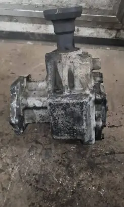 Volvo XC90 Gearbox transfer box case 30700016