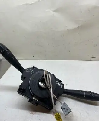 Wiper turn signal indicator stalk/switch