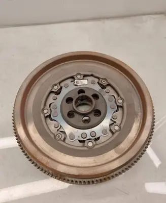 Volkswagen Tiguan Dual mass flywheel 05E105266D