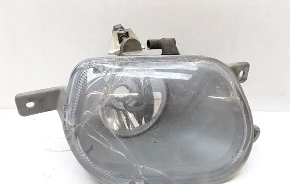 Volvo XC90 Front fog light 8693795