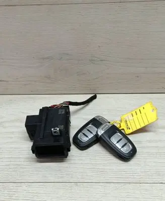 Audi A4 S4 B8 8K Ignition lock 8K0909131 3330