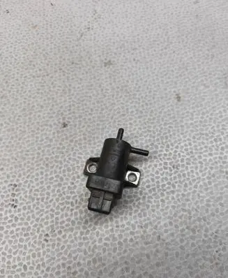 Opel Vivaro Turbo solenoid valve 8200762162