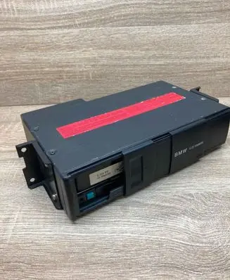 BMW 5 E39 CD/DVD changer 8361584 8364931