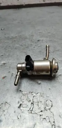 Mercedes-Benz E W213 AdBlue injector A0004904100 1815803123202