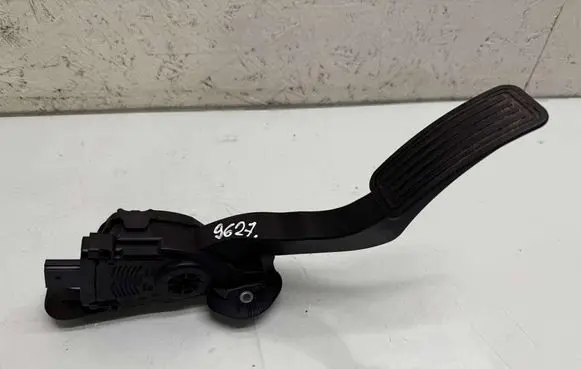 Tesla Model X Accelerator throttle pedal 6PV93337017 9F836AA