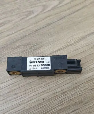 Volvo S60 Airbag deployment crash/impact sensor 8622365 050905 007383