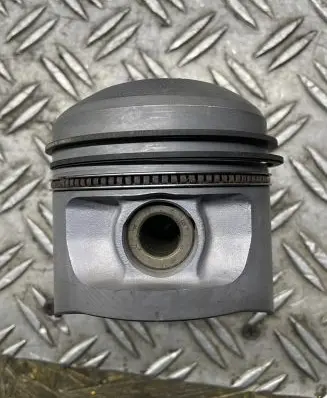 Piston