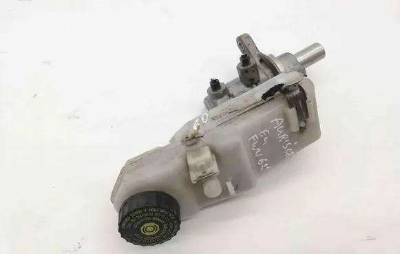 Toyota Auris 150 Master brake cylinder 0204255239