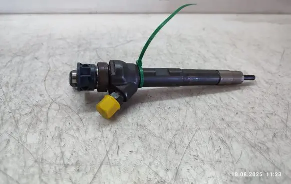 Fuel injector