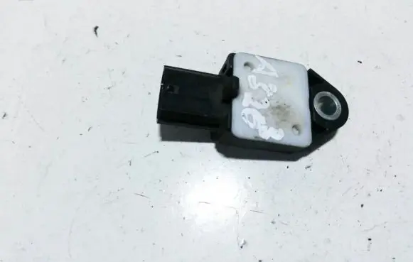 Lexus IS 220D-250-350 Airbag deployment crash/impact sensor 898310w040 3215148471