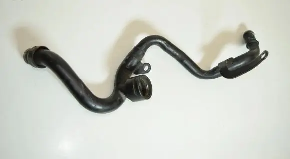 Audi A8 S8 D3 4E Engine coolant pipe/hose 059121065AK
