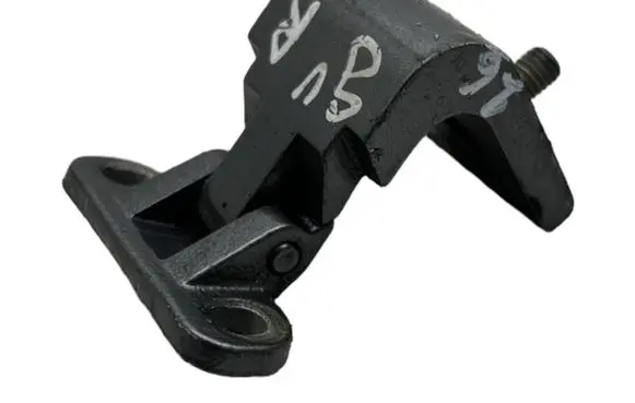 Volkswagen Golf V Tailgate/trunk/boot hinge 1K6827301C