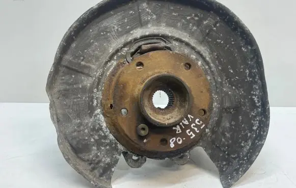 BMW 5 E60 E61 Rear wheel hub