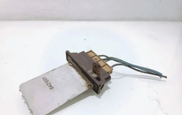 Nissan Almera N16 Heater blower motor/fan resistor 271504m401