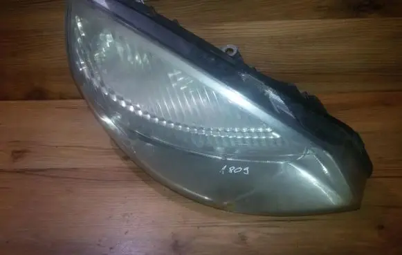Renault Scenic II - Grand scenic II Headlight/headlamp 15810400re