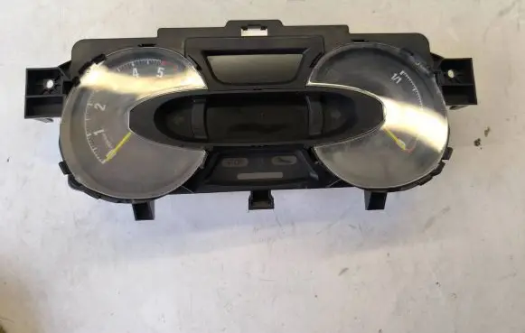 Opel Vivaro Speedometer (instrument cluster) 248109507R VPDRRF10849TD