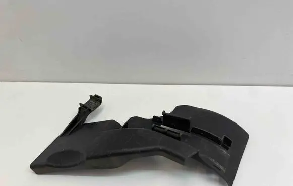 Rear underbody cover/under tray