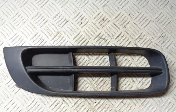 Skoda Fabia Mk2 (5J) Front bumper lower grill 5J0807368