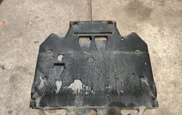 Audi A6 Allroad C7 Engine splash shield/under tray 4G9823822C 4G9823822