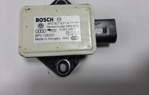 Audi A6 S6 C6 4F ESP acceleration yaw rate sensor 4F0907637A