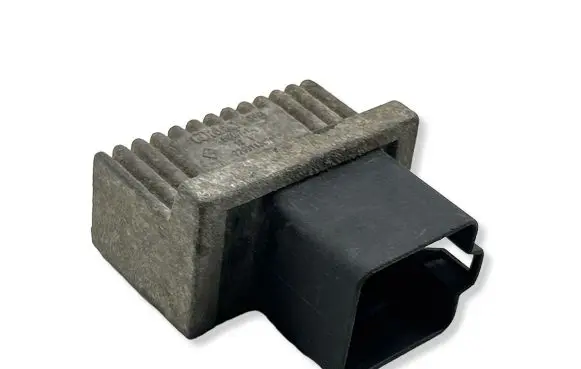 Renault Laguna II Glow plug pre-heat relay 
