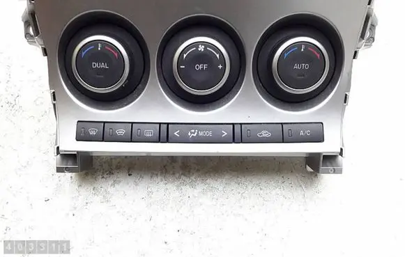 Mazda 3 II Climate control unit BBT361190M K40000K11A 40124