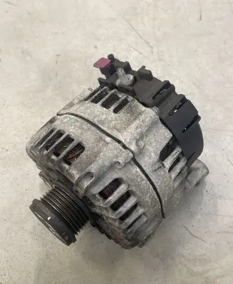 BMW 5 F10 F11 Generator/alternator 8507625 2608668E FG23S032