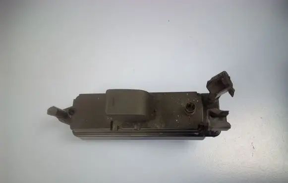Mazda 6 Electric window control switch GS1D66380 03124610