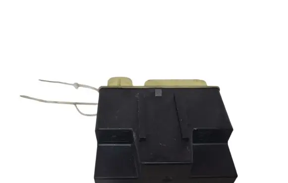 Citroen C4 II Picasso Coolant fan relay 9801916680 018010955