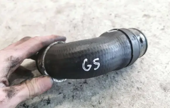 Volkswagen Golf V Intercooler hose/pipe